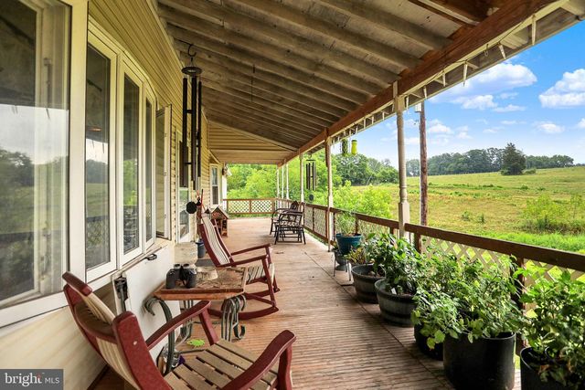 267 HOBBY HORSE LN, Millersburg, PA 17061