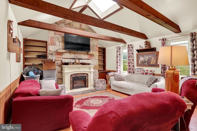 267 HOBBY HORSE LN, Millersburg, PA 17061