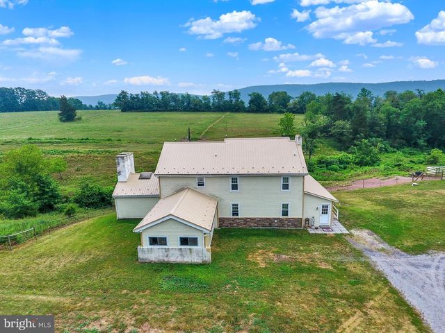 267 HOBBY HORSE LN, Millersburg, PA 17061