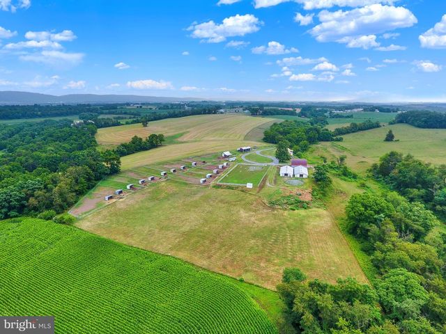 267 HOBBY HORSE LN, Millersburg, PA 17061