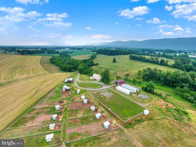 267 HOBBY HORSE LN, Millersburg, PA 17061