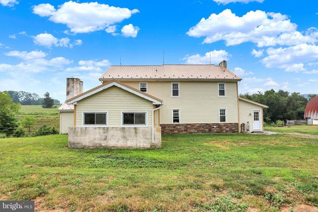 267 HOBBY HORSE LN, Millersburg, PA 17061