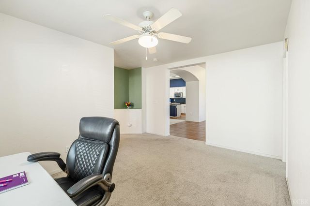 916 W Windsor Drive, Hanford, CA 93230