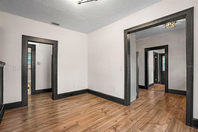 2111 BURLINGTON AVENUE N, St Petersburg, FL 33713