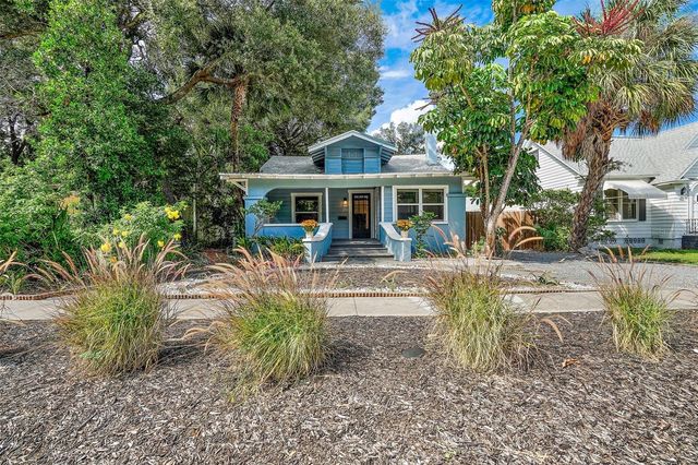 2111 BURLINGTON AVENUE N, St Petersburg, FL 33713