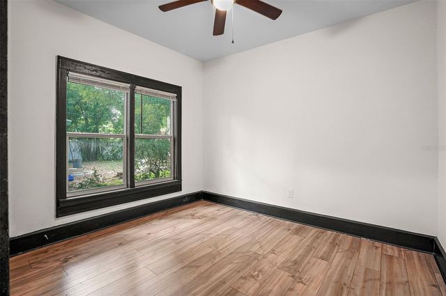 2111 BURLINGTON AVENUE N, St Petersburg, FL 33713