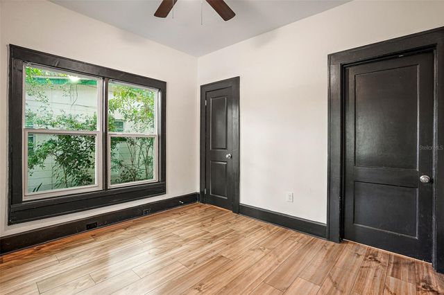 2111 BURLINGTON AVENUE N, St Petersburg, FL 33713