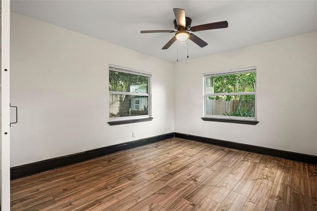 2111 BURLINGTON AVENUE N, St Petersburg, FL 33713
