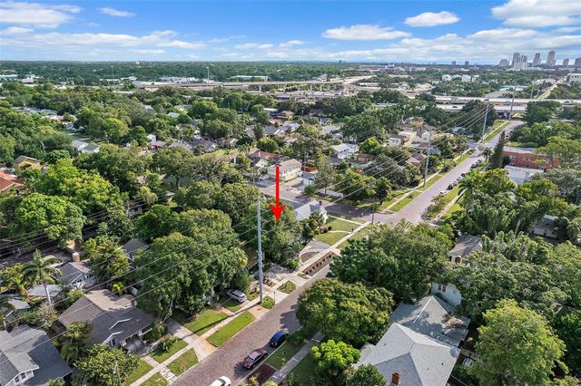 2111 BURLINGTON AVENUE N, St Petersburg, FL 33713