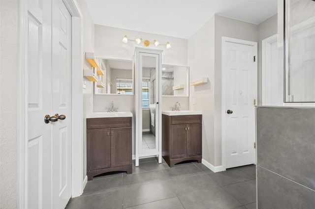 11204 Silo Valley DR, Austin, TX 78754