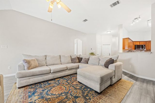 11204 Silo Valley DR, Austin, TX 78754