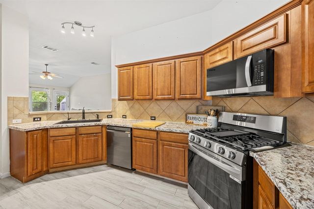 11204 Silo Valley DR, Austin, TX 78754