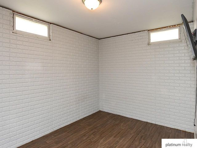 1225 E 10th Street, Fremont, NE 68025