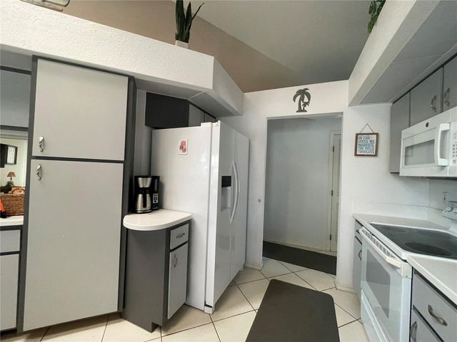 18417 HOTTELET CIRCLE, Port Charlotte, FL 33948