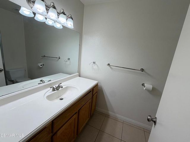 1300 Saratoga Avenue 211, Ventura, CA 93003