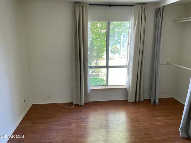 1300 Saratoga Avenue 211, Ventura, CA 93003