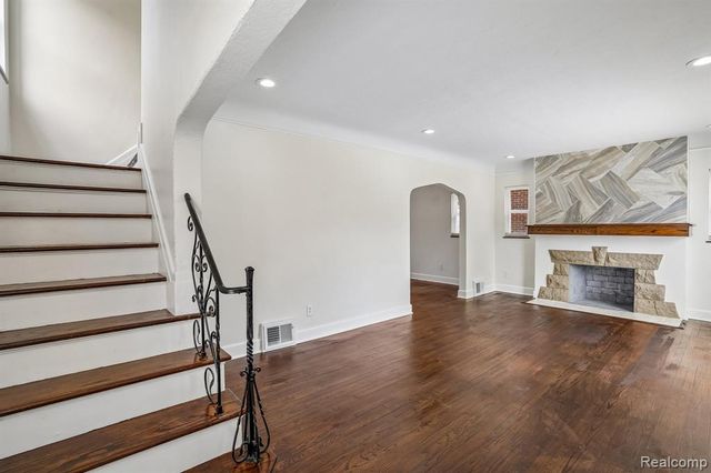 6174 Bishop Street, Detroit, MI 48224