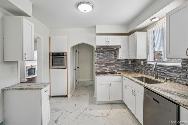 6174 Bishop Street, Detroit, MI 48224