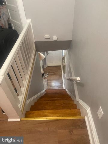 46 S MAPLE AVE, Lansdowne, PA 19050