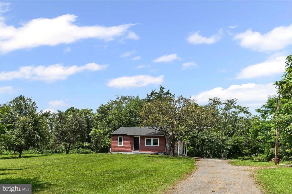 250 RED PUMP RD, Nottingham, PA 19362