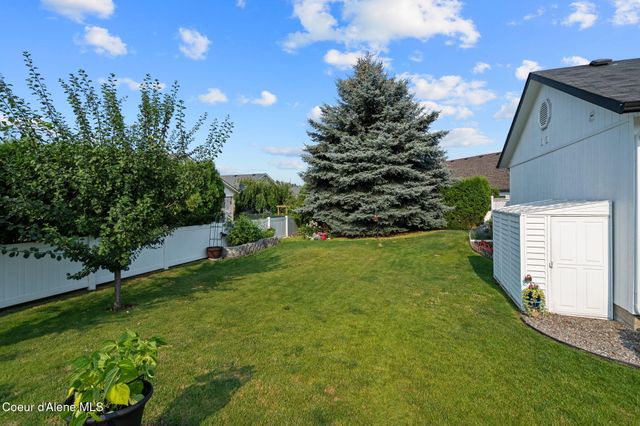 1275 W Progress DR, Hayden, ID 83835