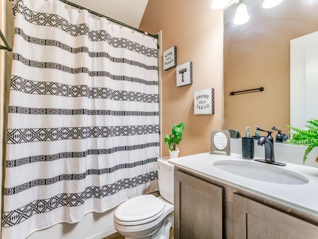 2921 Cerro Ranch Road, Aubrey, TX 76227