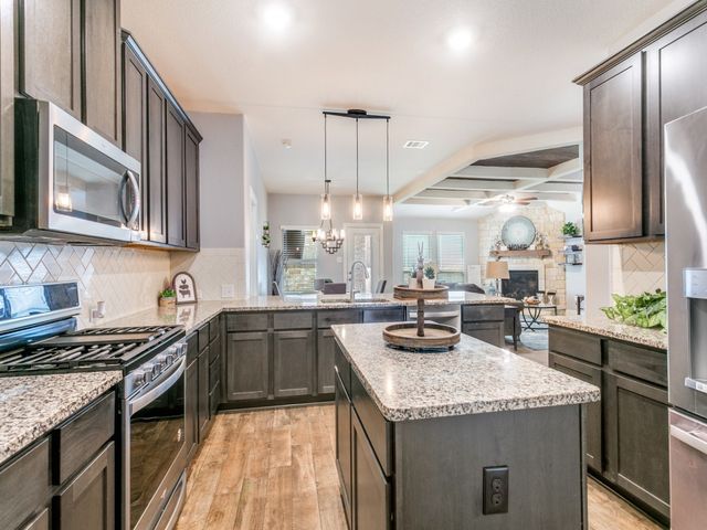 2921 Cerro Ranch Road, Aubrey, TX 76227