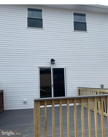 2005 WINTERGREEN PL, Baltimore, MD 21237