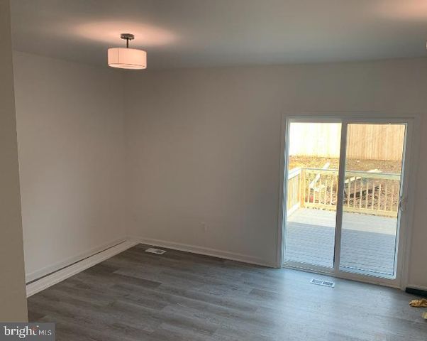2005 WINTERGREEN PL, Baltimore, MD 21237