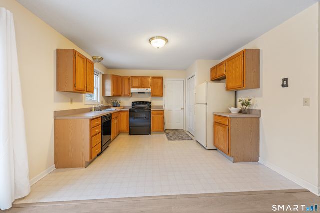 454 Maple Avenue, Bristol, CT 06010