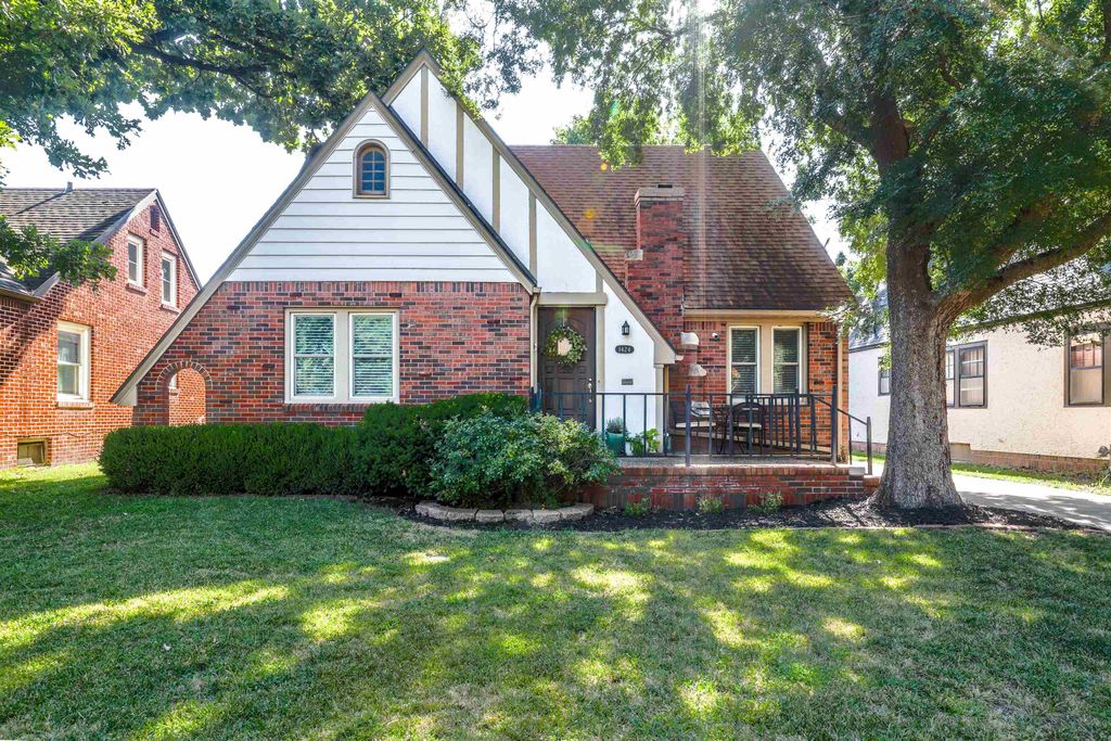 1424 N Woodland Ave, Wichita, KS 67203