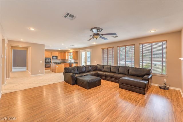 10729 CHILLINGHAM Drive, Las Vegas, NV 89183