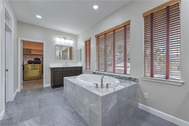 10729 CHILLINGHAM Drive, Las Vegas, NV 89183