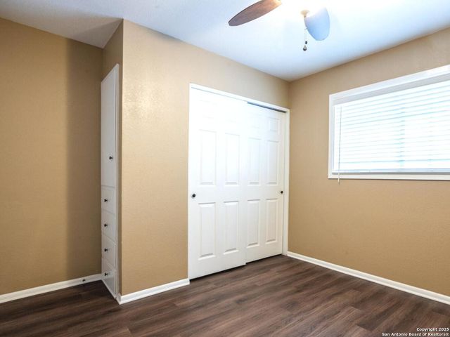 1002 MOUNT RIGA, San Antonio, TX 78213