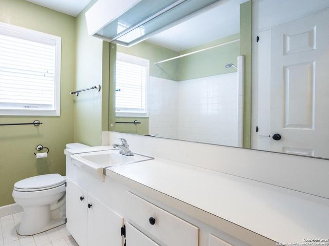 1002 MOUNT RIGA, San Antonio, TX 78213