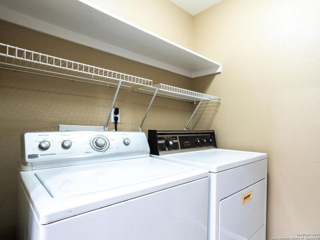 1002 MOUNT RIGA, San Antonio, TX 78213