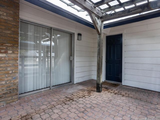 1002 MOUNT RIGA, San Antonio, TX 78213