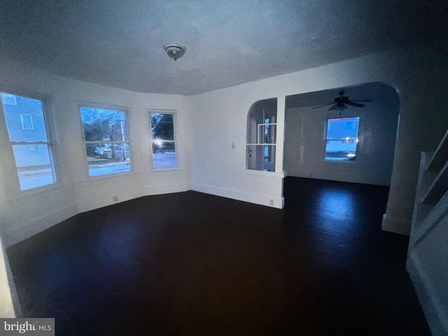 302 W MAIN ST, Millville, NJ 08332