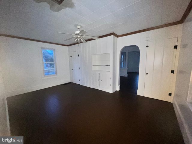 302 W MAIN ST, Millville, NJ 08332