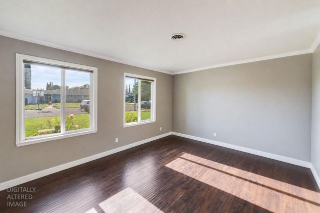 1154 Robert Dr, Yuba City, CA 95993