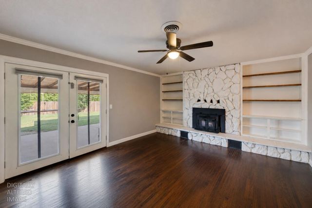 1154 Robert Dr, Yuba City, CA 95993