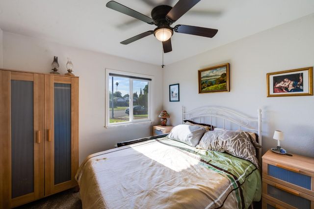 1154 Robert Dr, Yuba City, CA 95993