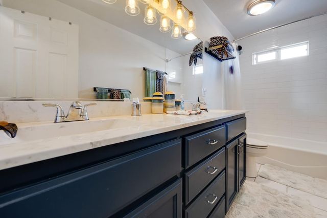 1154 Robert Dr, Yuba City, CA 95993
