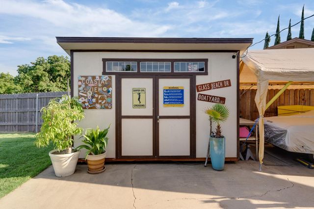 1154 Robert Dr, Yuba City, CA 95993