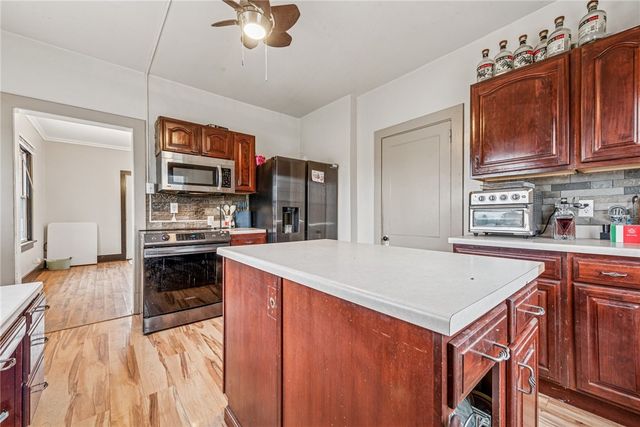 200 LIBERTY AVE, Washington Twp, PA 15012