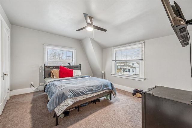 200 LIBERTY AVE, Washington Twp, PA 15012