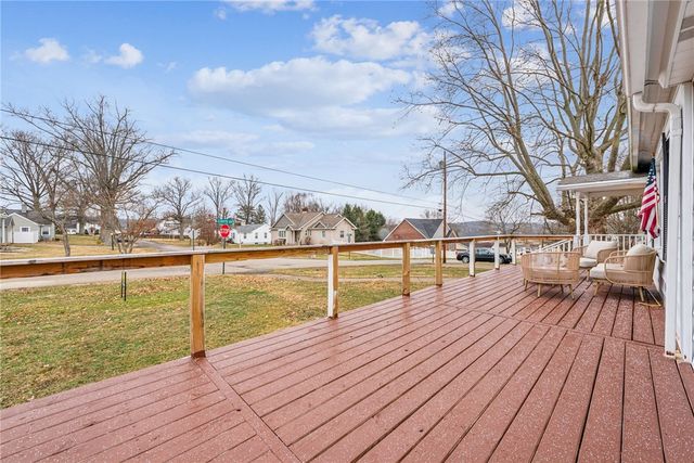 200 LIBERTY AVE, Washington Twp, PA 15012