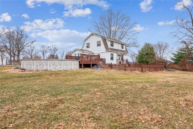 200 LIBERTY AVE, Washington Twp, PA 15012