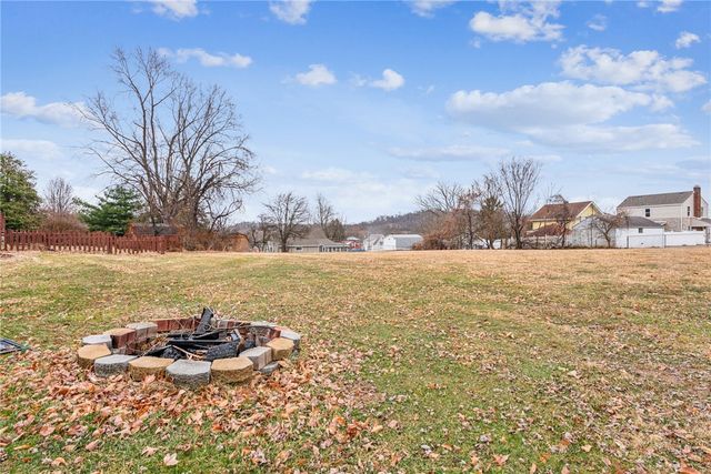 200 LIBERTY AVE, Washington Twp, PA 15012