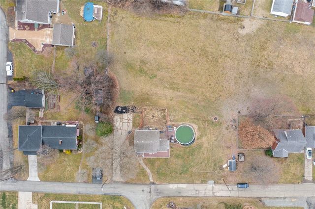 200 LIBERTY AVE, Washington Twp, PA 15012